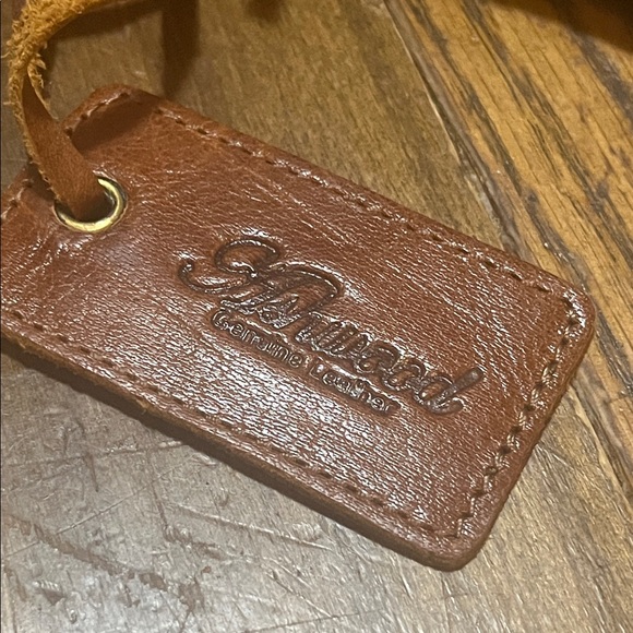 Brown Leather Ashwood leather crossbody Bag. - Picture 6 of 8